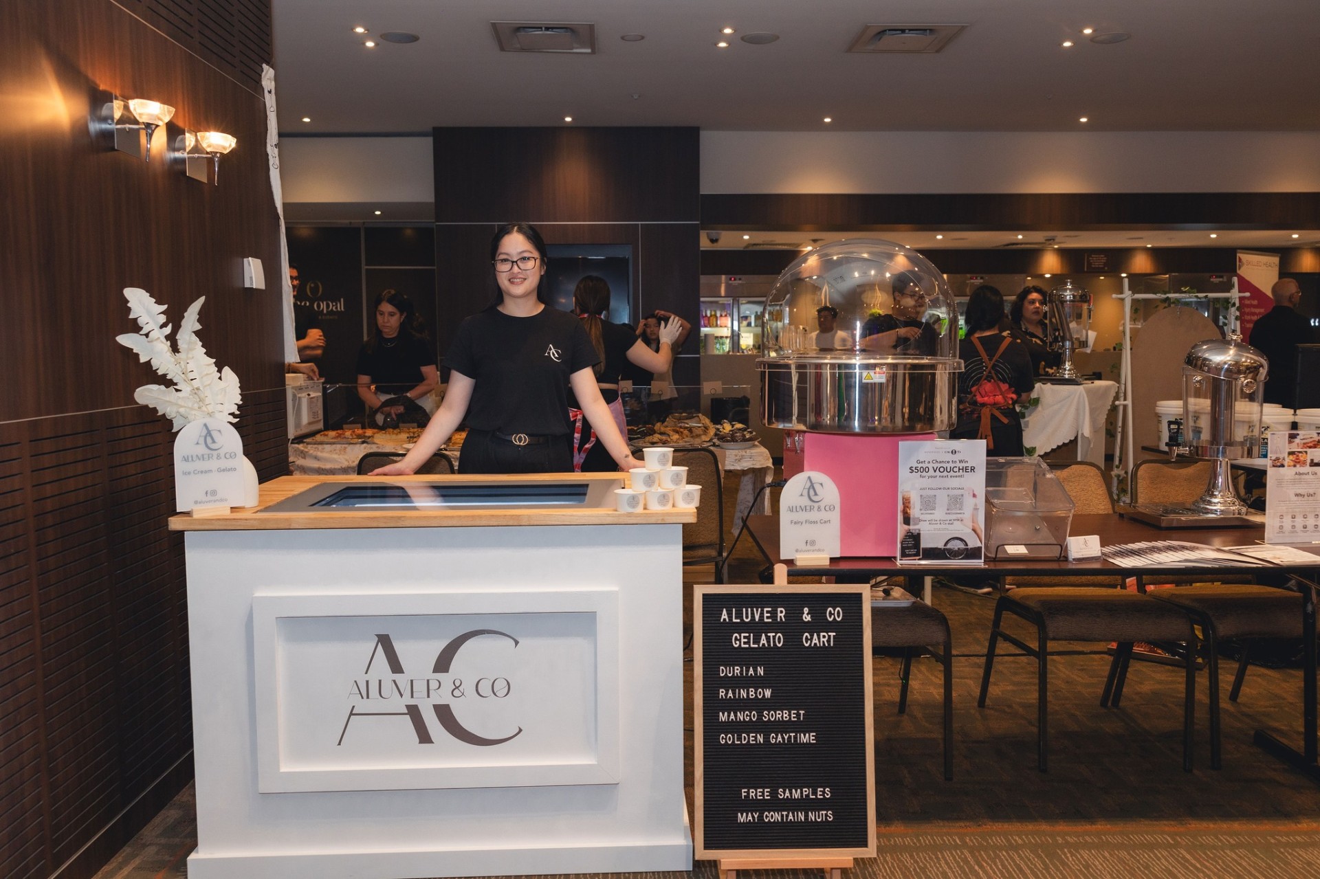 Aluver & Co gelato cart at the expo